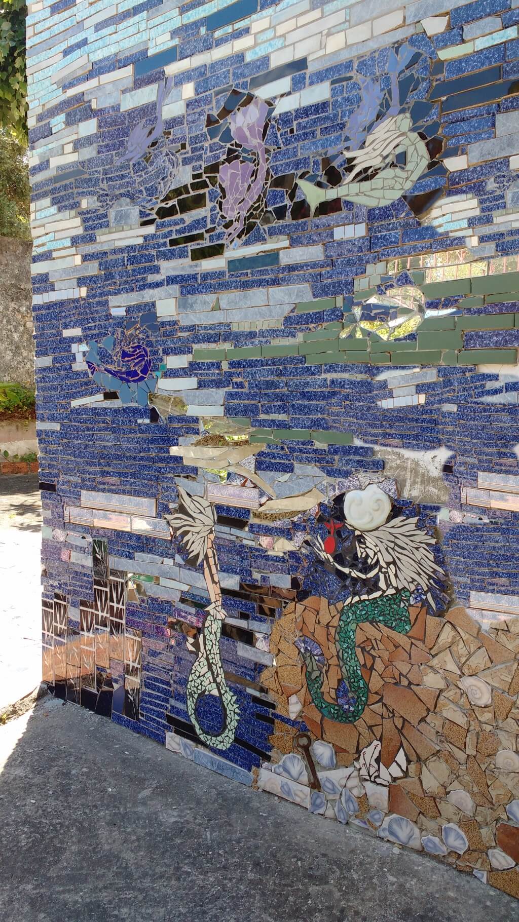 blog_making-mosaic-in-our-BnB