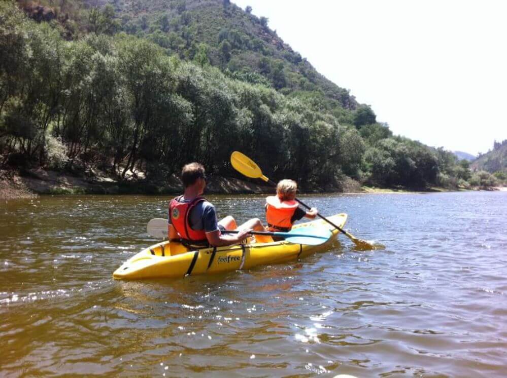 canoagem_um-barco-para-duas-pessoas-no-Mondego